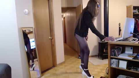 Michelle online show from November 12, 2025, 8:19 pm