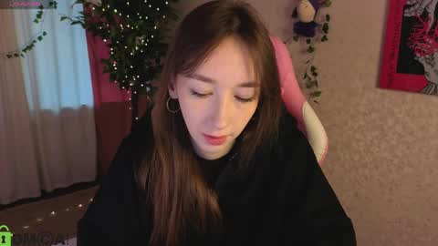 Snapshot of michelle__allen chatting on May 21, 2026, 1:12 am Michelle online show from May 21, 2026, 1:12 am