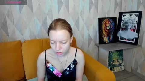michelle_blond online show from February 18, 2025, 6:59 am