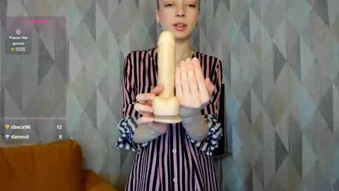 michelle_blond online show from February 21, 2025, 8:07 am