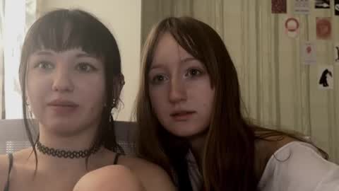 Snapshot of michelle_neely chatting on October 3, 2025, 10:45 am michelle_neely online show from October 3, 2025, 10:45 am