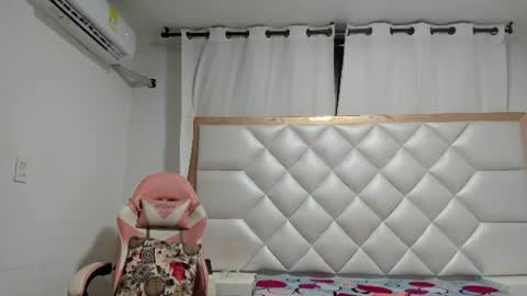 Snapshot of michelleblair1 chatting on August 3, 2026, 1:05 pm michelleblair1 online show from August 3, 2026, 1:05 pm