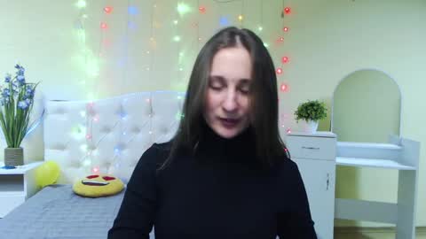 Snapshot of michellee11 chatting on January 20, 2025, 12:18 pm Michel online show from January 20, 2025, 12:18 pm