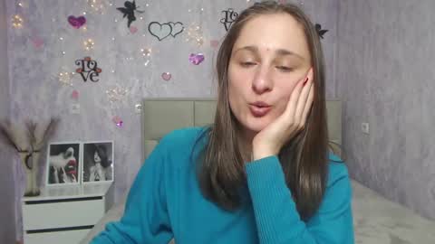 Snapshot of michellee11 chatting on February 13, 2025, 12:11 pm Michel online show from February 13, 2025, 12:11 pm