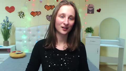 Snapshot of michellee11 chatting on February 19, 2025, 3:38 pm Michel online show from February 19, 2025, 3:38 pm