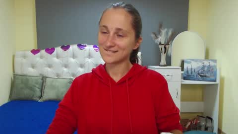 Snapshot of michellee11 chatting on September 19, 2025, 11:11 am Michel online show from September 19, 2025, 11:11 am