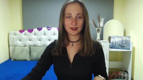 Snapshot of michellee11 chatting on September 25, 2025, 11:14 am Michel online show from September 25, 2025, 11:14 am