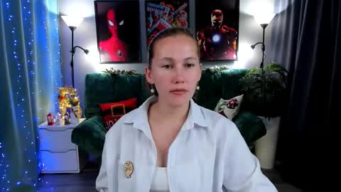 MichelleOrtis online show from December 18, 2025, 12:22 pm