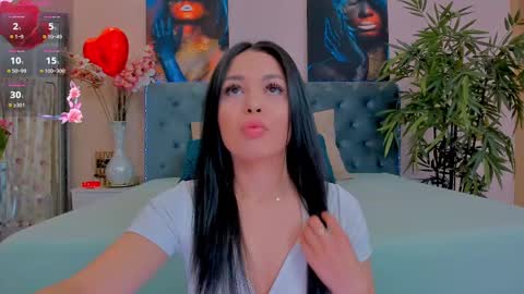 Snapshot of michellereys chatting on March 10, 2025, 8:45 pm michellereys online show from March 10, 2025, 8:45 pm