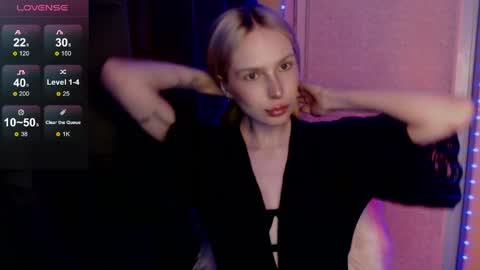 Snapshot of michellevelour chatting on May 11, 2026, 5:54 pm Michelle online show from May 11, 2026, 5:54 pm