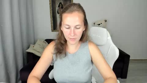 Snapshot of michellewoitsik chatting on July 14, 2026, 4:56 pm Michelle online show from July 14, 2026, 4:56 pm