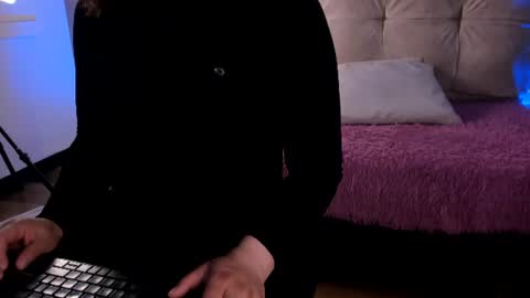 michonne_09 online show from June 21, 2026, 2:25 am