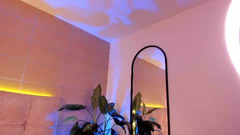 michonne_09 online show from June 25, 2026, 5:12 am