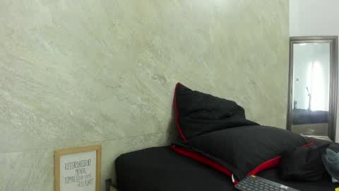 mick_lollipopp online show from May 2, 2026, 7:41 pm