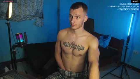 Snapshot of mickey_pict chatting on February 10, 2025, 2:59 pm Mickey online show from February 10, 2025, 2:59 pm