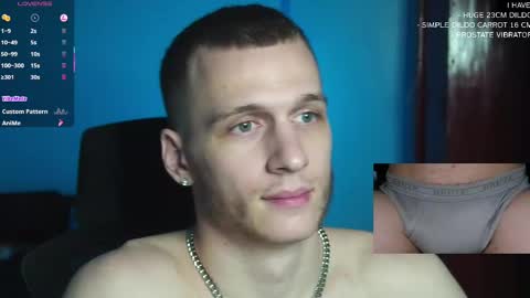 Snapshot of mickey_pict chatting on February 28, 2025, 12:20 pm Mickey online show from February 28, 2025, 12:20 pm