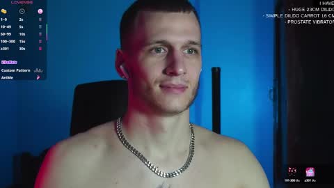 Snapshot of mickey_pict chatting on March 1, 2025, 1:07 pm Mickey online show from March 1, 2025, 1:07 pm