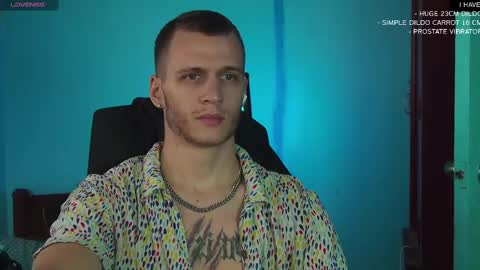 Snapshot of mickey_pict chatting on March 3, 2025, 6:26 am Mickey online show from March 3, 2025, 6:26 am