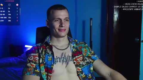 Snapshot of mickey_pict chatting on March 10, 2025, 1:43 pm Mickey online show from March 10, 2025, 1:43 pm