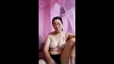 Snapshot of mickye00 chatting on June 6, 2026, 1:11 am Miky online show from June 6, 2026, 1:11 am