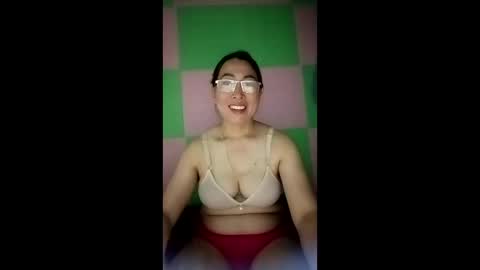 Snapshot of mickye00 chatting on June 11, 2026, 1:16 am Miky online show from June 11, 2026, 1:16 am