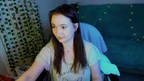 Snapshot of mickywood chatting on June 29, 2026, 5:57 pm Micky online show from June 29, 2026, 5:57 pm
