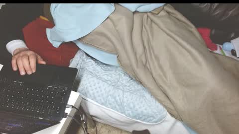 Snapshot of micropenis10cm chatting on January 11, 2026, 4:23 pm tinypenis online show from January 11, 2026, 4:23 pm