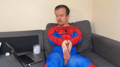 Aaron online show from October 31, 2025, 11:17 pm