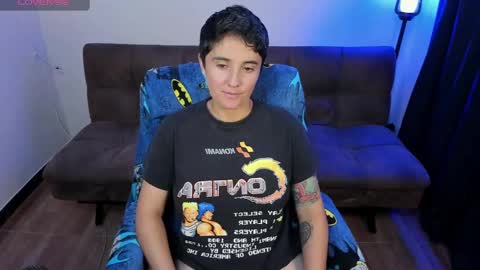 Snapshot of midnight07_ chatting on January 16, 2025, 3:34 am Blue online show from January 16, 2025, 3:34 am