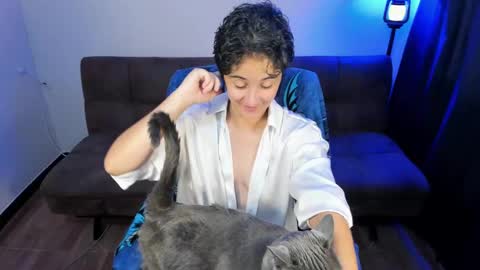 Snapshot of midnight07_ chatting on March 11, 2025, 11:12 am Blue online show from March 11, 2025, 11:12 am