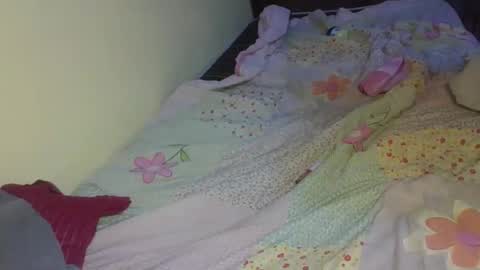 midnight_curves online show from April 13, 2026, 2:11 pm