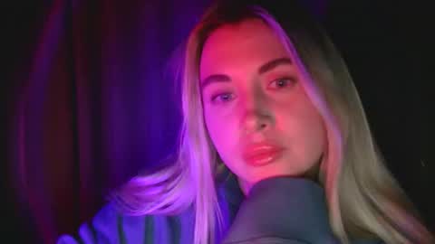 Snapshot of midnight_lace1 chatting on February 6, 2026, 9:07 pm Midnight lace1 online show from February 6, 2026, 9:07 pm