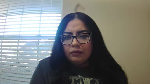 midnightbruja111 online show from October 30, 2025, 5:57 pm