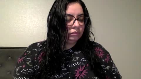 midnightbruja111 online show from July 7, 2026, 2:14 am