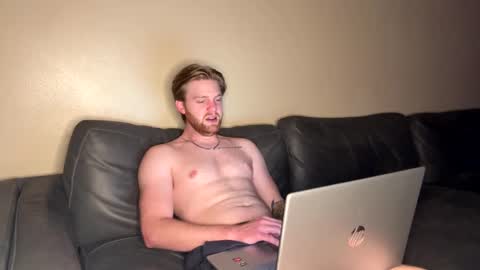 SexyLatinaCouple online show from December 5, 2025, 3:59 am