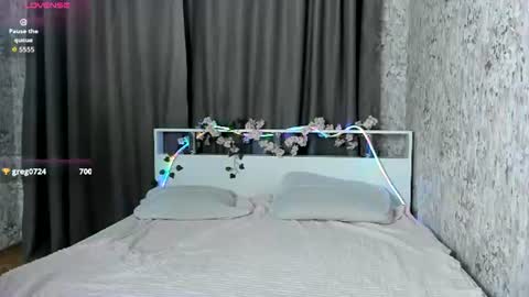 midnightfable online show from August 2, 2026, 9:02 pm