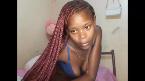 Snapshot of midnightn chatting on October 25, 2025, 8:36 pm midnightn online show from October 25, 2025, 8:36 pm