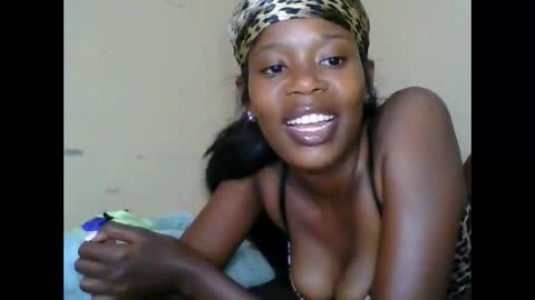 Snapshot of midnightn chatting on November 29, 2025, 8:50 am midnightn online show from November 29, 2025, 8:50 am