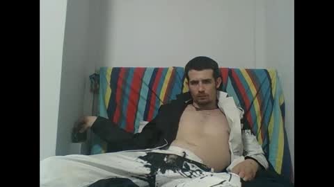 midnightsattire online show from May 1, 2026, 11:09 pm