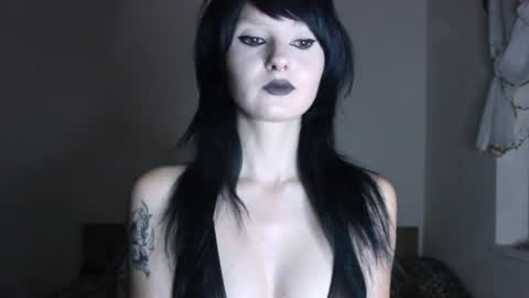 midnightsiren online show from September 24, 2025, 5:49 pm