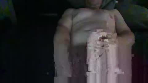 Snapshot of midnightstud chatting on December 19, 2025, 8:27 pm midnightstud online show from December 19, 2025, 8:27 pm