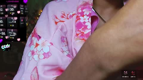 Snapshot of midoriquinn chatting on January 31, 2025, 1:43 am Midori 7u7 online show from January 31, 2025, 1:43 am