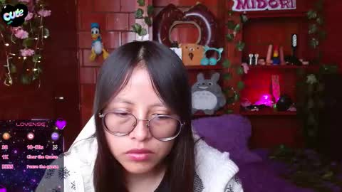 Snapshot of midoriquinn chatting on November 11, 2025, 5:57 pm Midori 7u7 online show from November 11, 2025, 5:57 pm