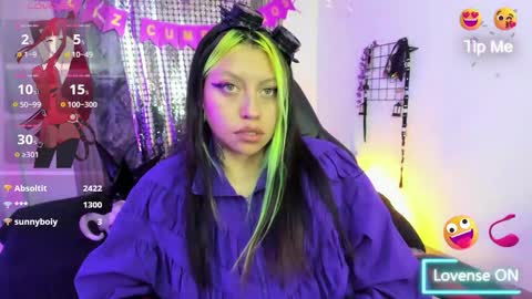 Snapshot of midory_ chatting on November 3, 2025, 8:26 am midory_ online show from November 3, 2025, 8:26 am