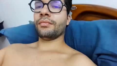 Snapshot of midoumas1 chatting on November 22, 2025, 3:22 pm Sam online show from November 22, 2025, 3:22 pm