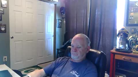 midwestdad09 online show from June 6, 2026, 6:23 pm