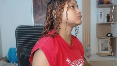 Snapshot of miel_alisha chatting on June 7, 2026, 12:53 pm miel online show from June 7, 2026, 12:53 pm