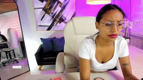 miel_ambar online show from June 5, 2026, 2:23 pm