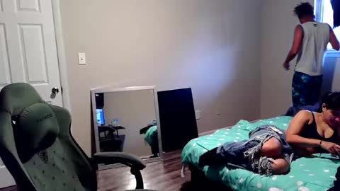 mifriend1998 online show from March 11, 2026, 11:11 pm