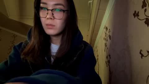 Snapshot of migdaliafenlon chatting on November 23, 2025, 2:17 pm Nova online show from November 23, 2025, 2:17 pm